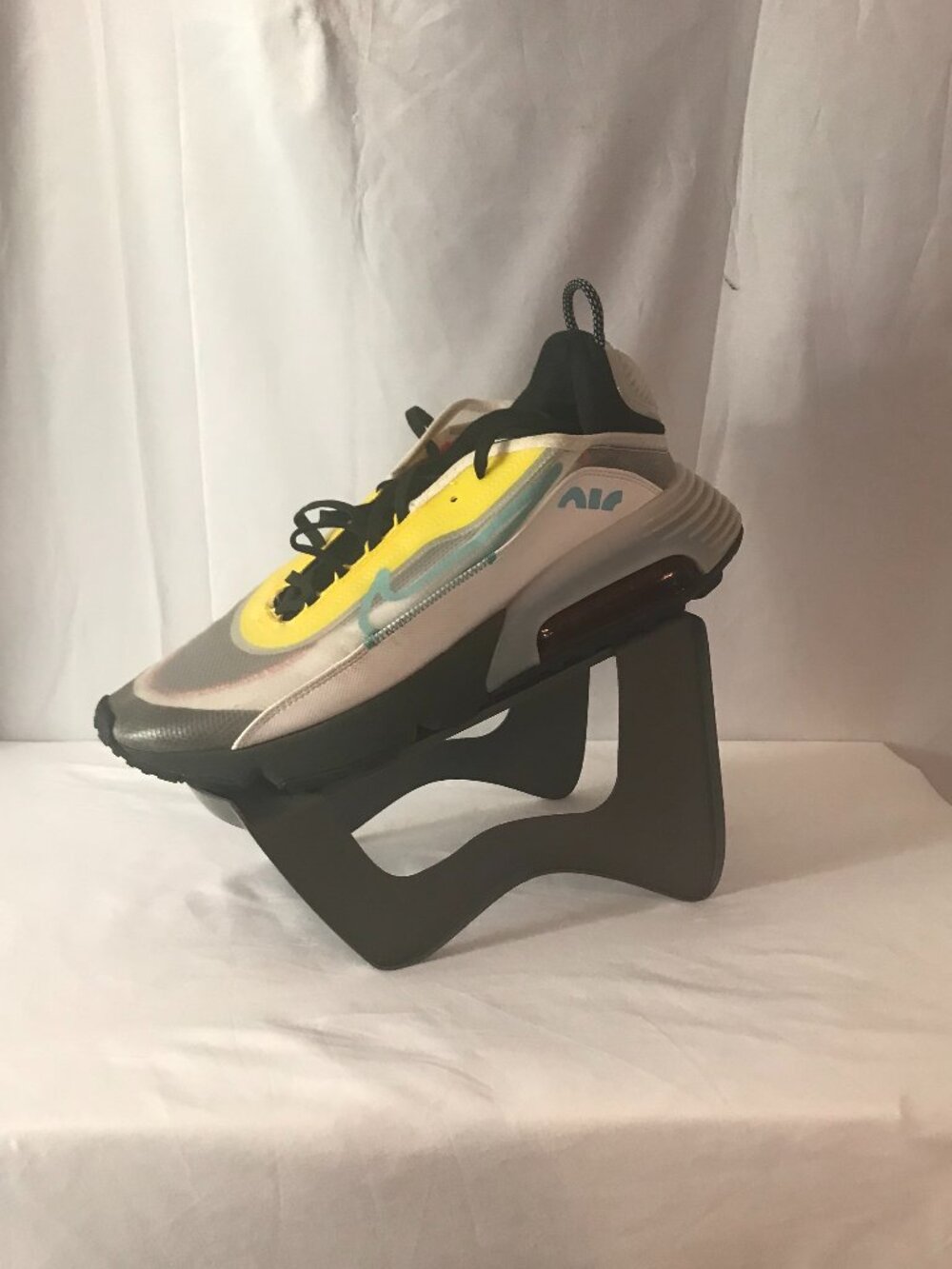 Nike Air Max 2090 Speed Yellow Aqua Activewear Athletic Sport Cut Sneakers